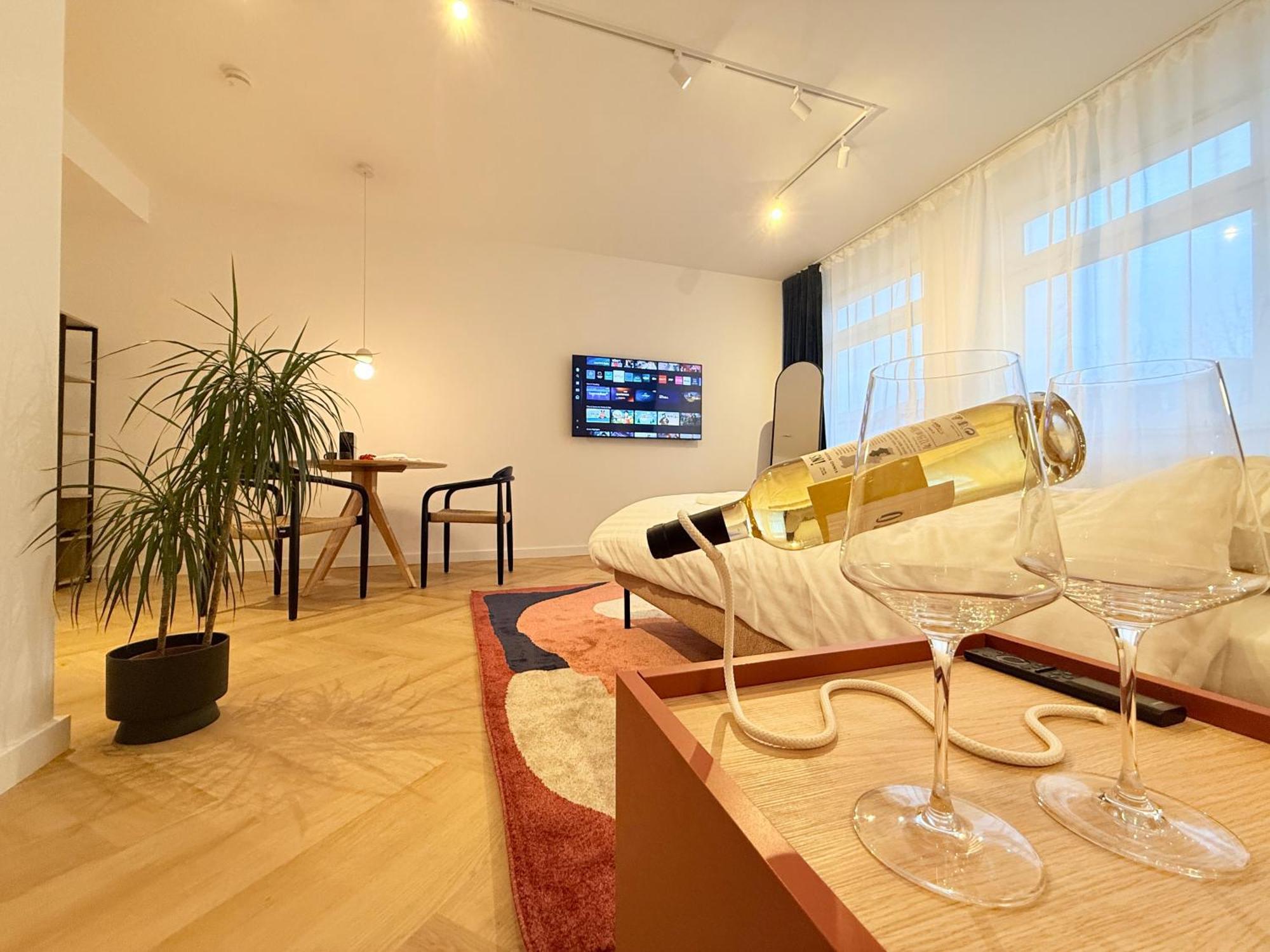 Stayzz By Homyzz - Modern Studios Alsterdorf -Winterhude- Stadtpark Hamburg Ngoại thất bức ảnh