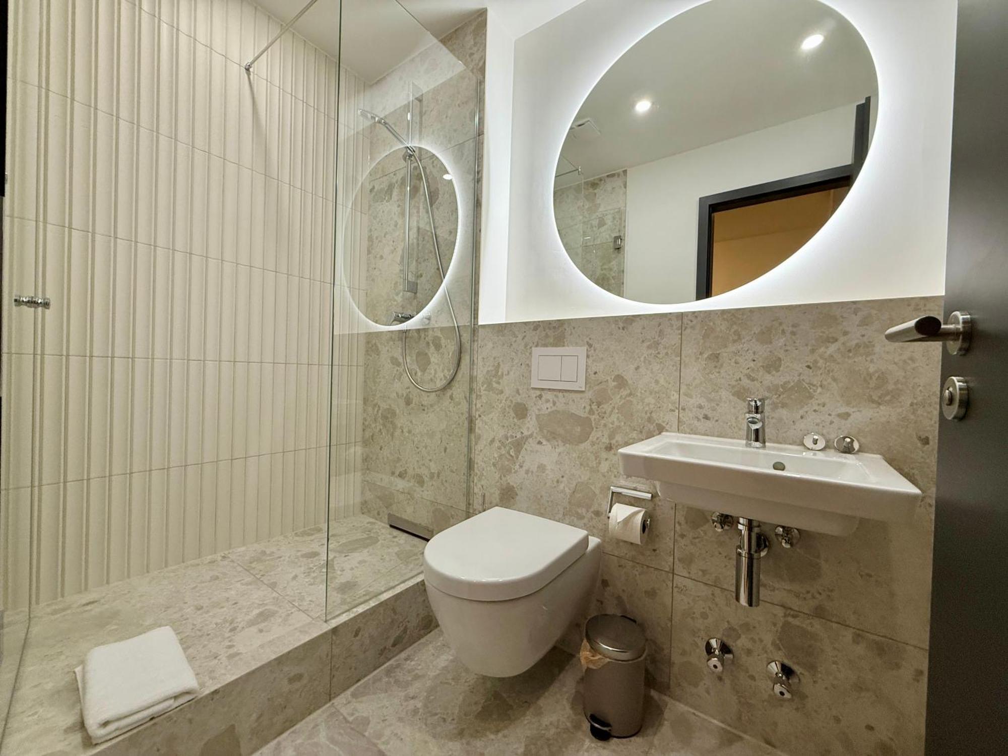 Stayzz By Homyzz - Modern Studios Alsterdorf -Winterhude- Stadtpark Hamburg Ngoại thất bức ảnh